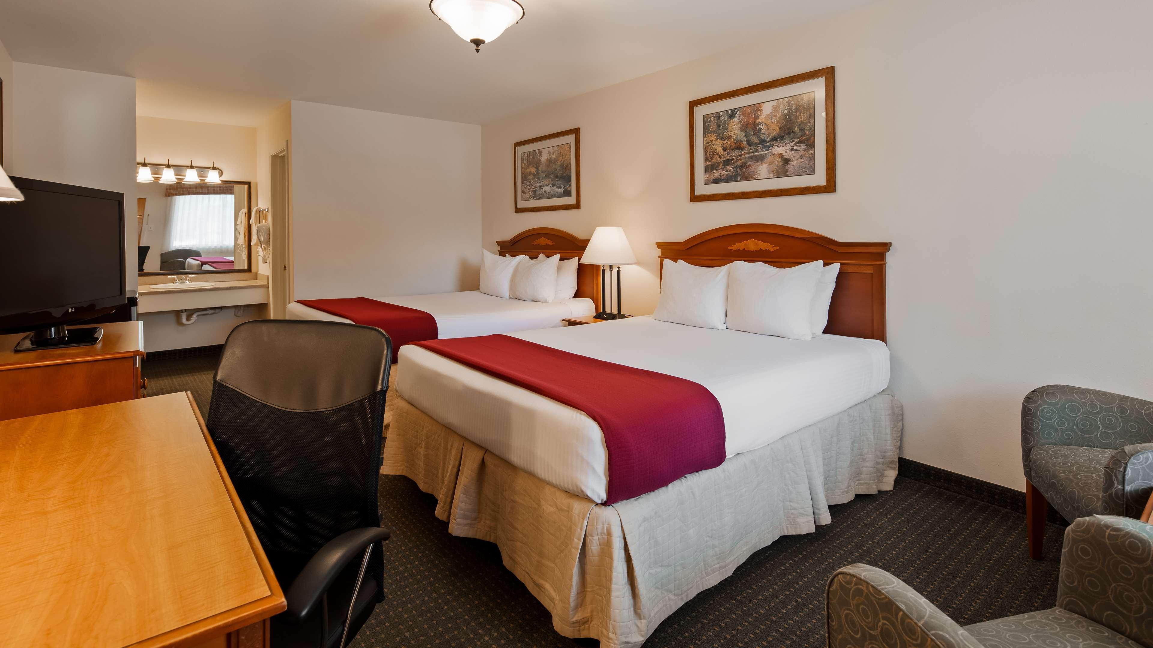 Best Western Plus Brunswick Bath Exterior photo